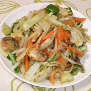 冷蔵庫の残り野菜で♫にんにくおかか醤油炒め☆